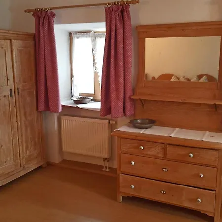 Bauernhof Auerhof Farm stay *